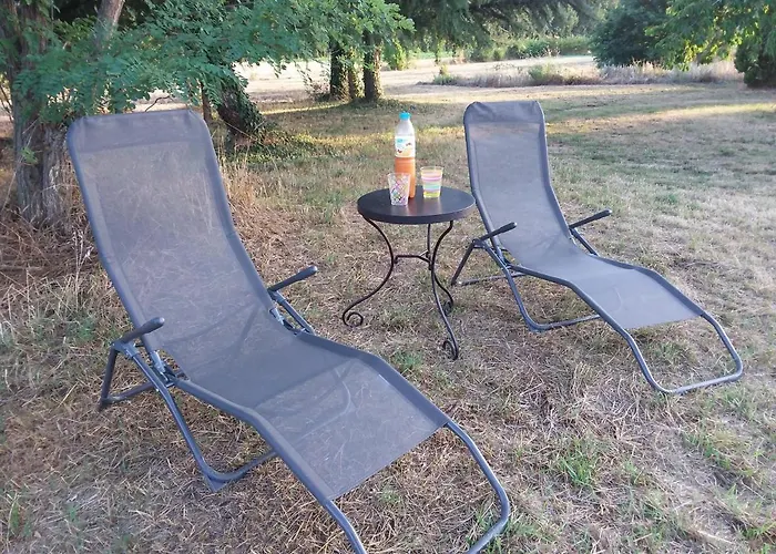 Charmante Dépendance En Campagne Hébergement de vacances *