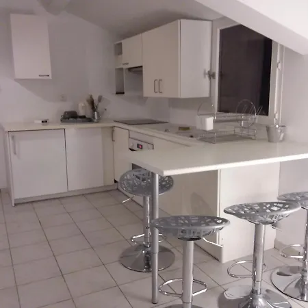 Holiday home Charmante Dependance En Campagne *
